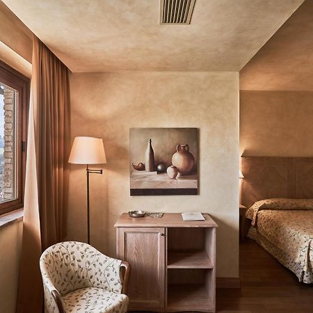 Borgo Lanciano Hotell Castelraimondo Exteriör bild