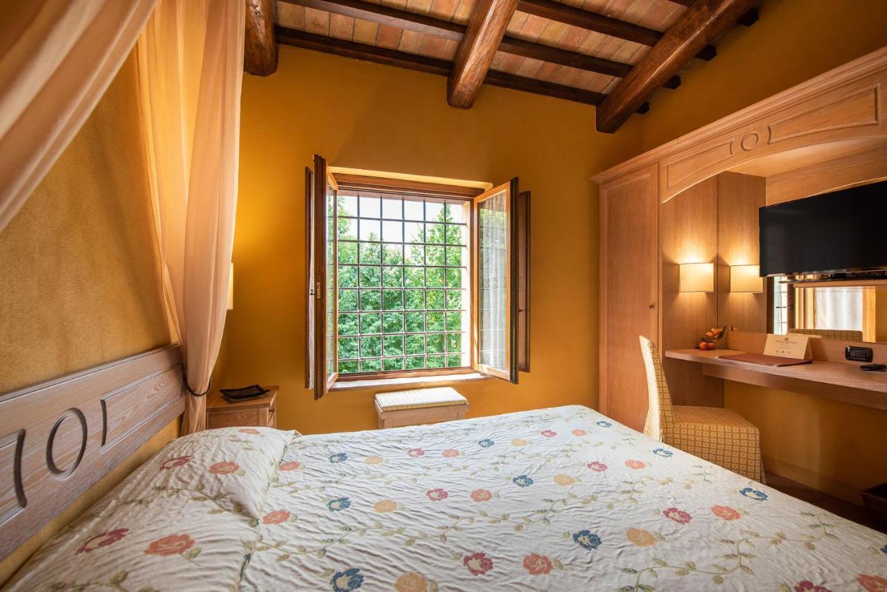 Borgo Lanciano Hotell Castelraimondo Exteriör bild