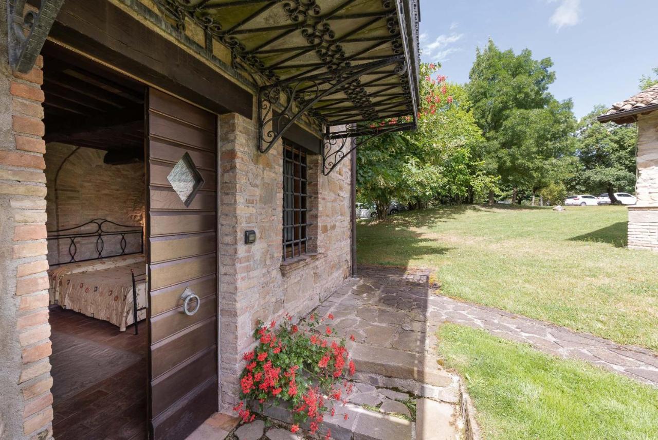 Borgo Lanciano Hotell Castelraimondo Exteriör bild