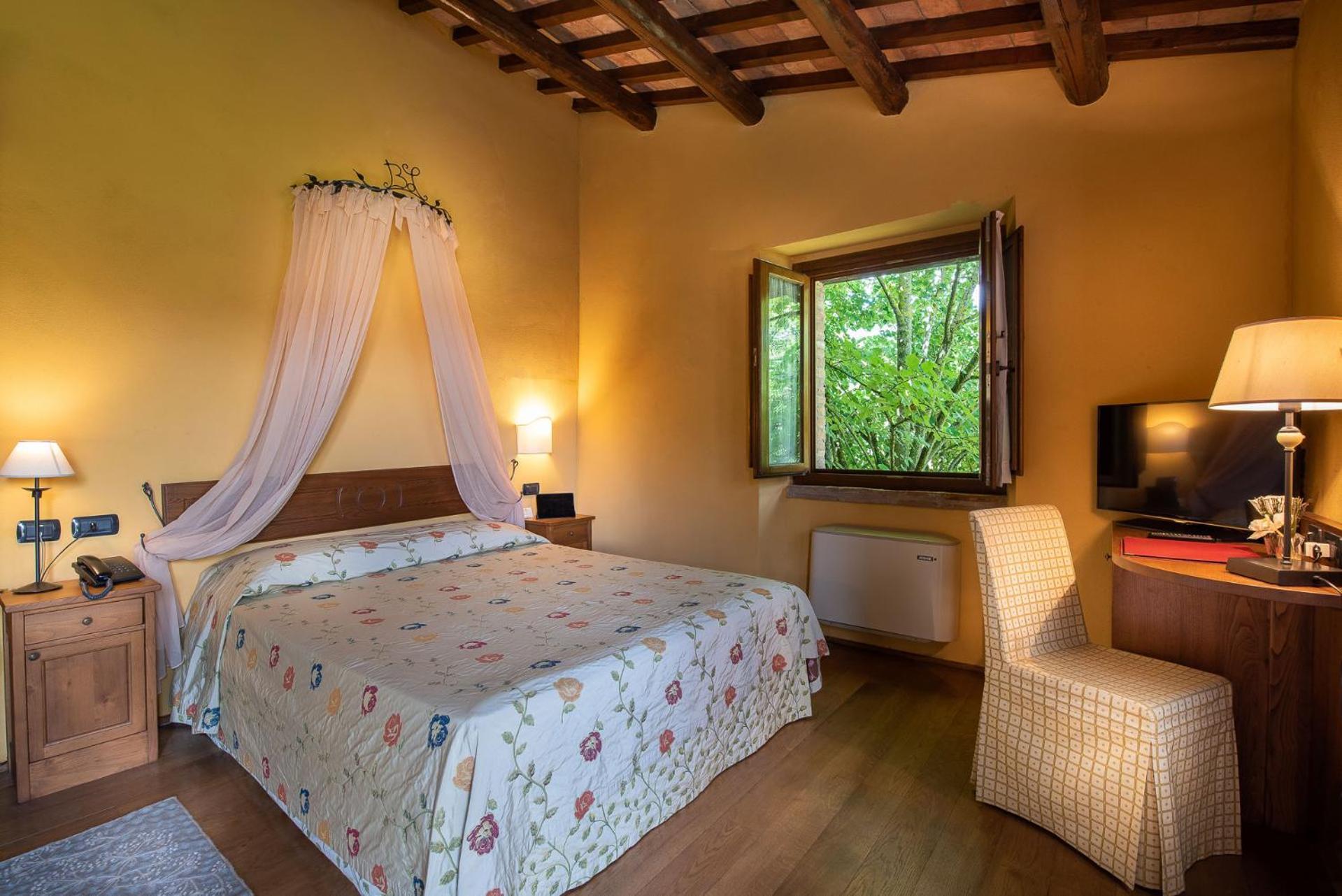 Borgo Lanciano Hotell Castelraimondo Exteriör bild